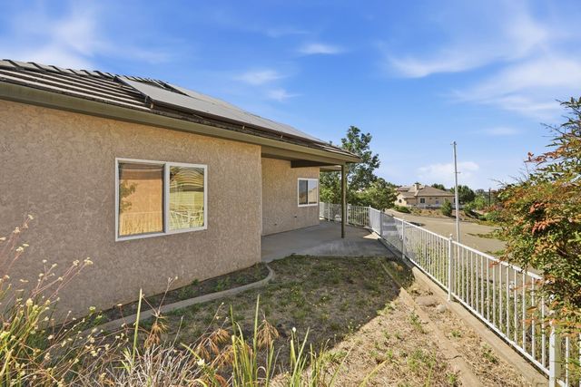 10587 Ridgecrest Dr, Jackson, CA 95642