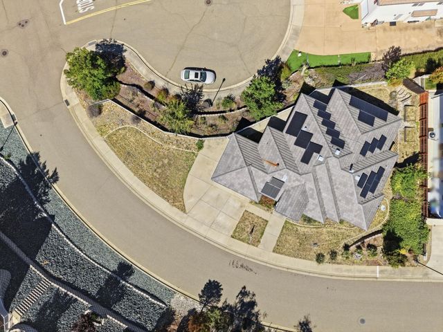 10587 Ridgecrest Dr, Jackson, CA 95642