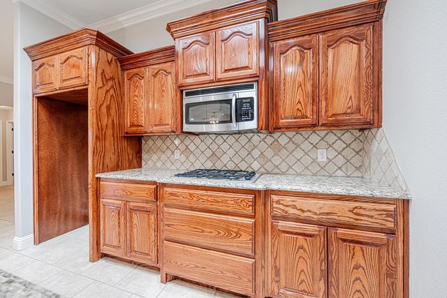 2903 Savoy, Midland, TX 79705