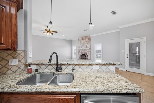 2903 Savoy, Midland, TX 79705