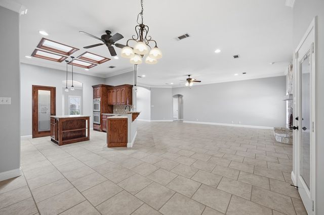 2903 Savoy, Midland, TX 79705