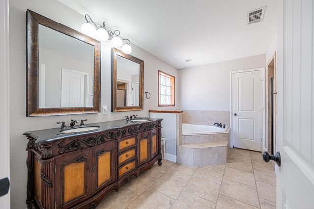 2903 Savoy, Midland, TX 79705