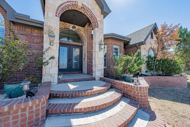 2903 Savoy, Midland, TX 79705