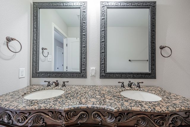 2903 Savoy, Midland, TX 79705