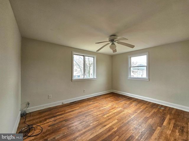 8501 CHESTNUT OAK RD, Parkville, MD 21234