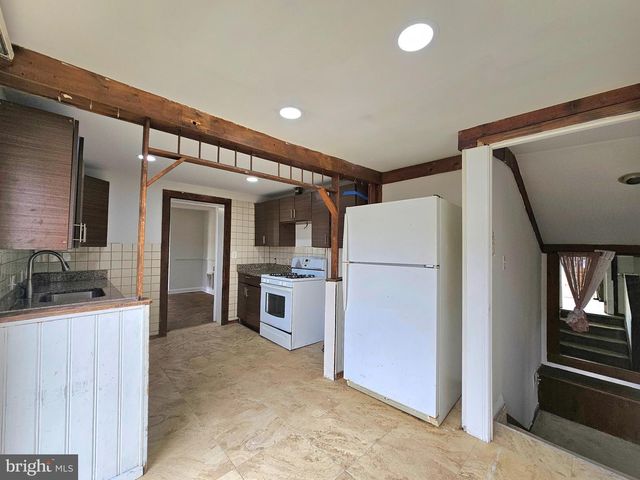 8501 CHESTNUT OAK RD, Parkville, MD 21234