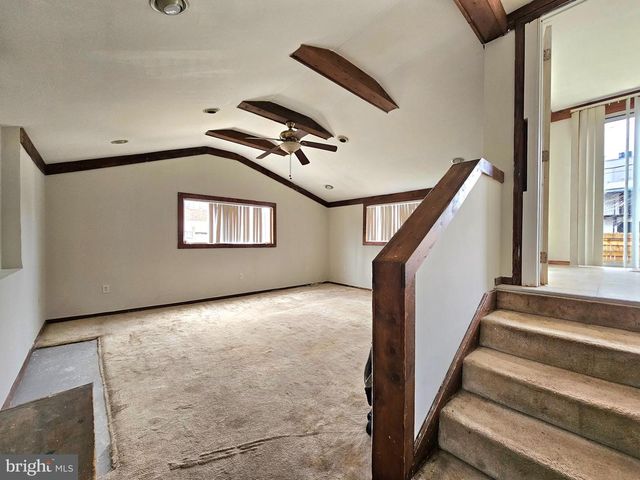 8501 CHESTNUT OAK RD, Parkville, MD 21234