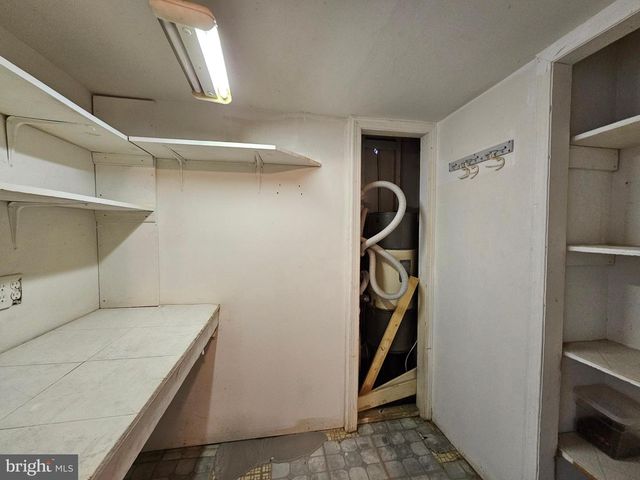 8501 CHESTNUT OAK RD, Parkville, MD 21234