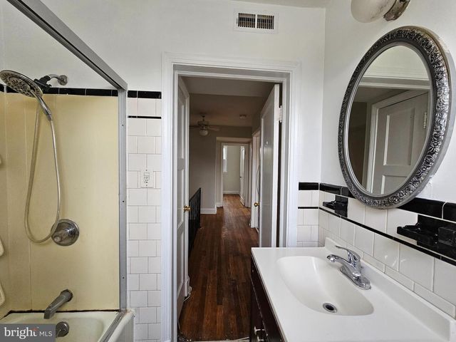 8501 CHESTNUT OAK RD, Parkville, MD 21234