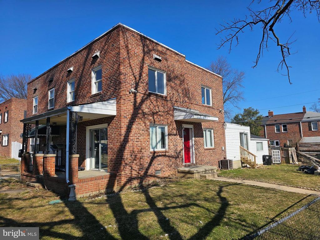 8501 CHESTNUT OAK RD, Parkville, MD 21234