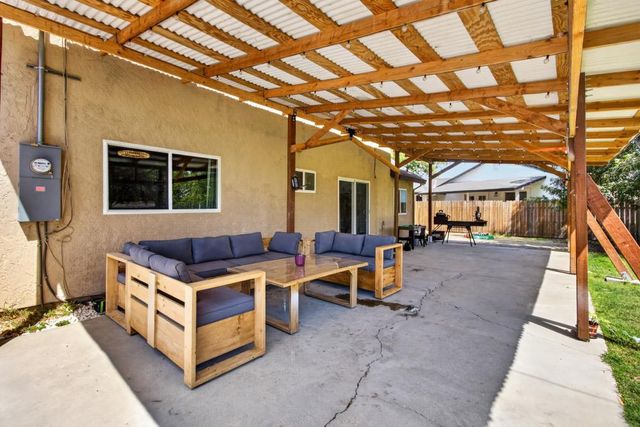 8416 Ancho Way, Elverta, CA 95626