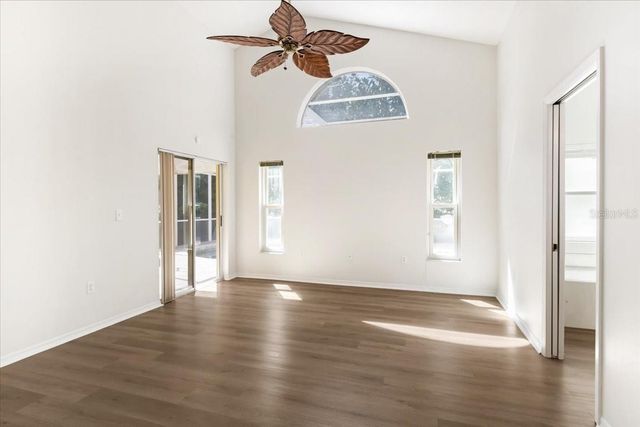 6801 SUPERIOR STREET CIRCLE, Sarasota, FL 34243