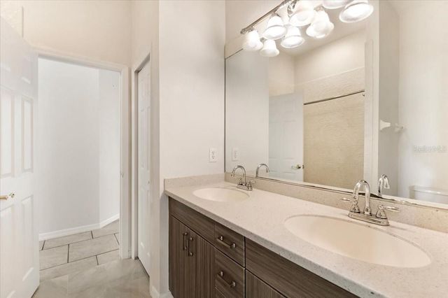 6801 SUPERIOR STREET CIRCLE, Sarasota, FL 34243