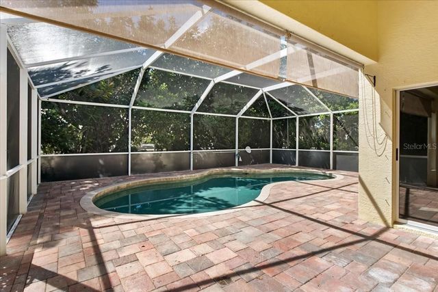 6801 SUPERIOR STREET CIRCLE, Sarasota, FL 34243