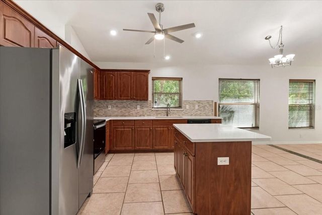 6801 SUPERIOR STREET CIRCLE, Sarasota, FL 34243