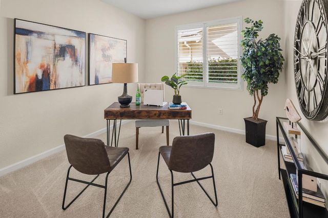 649 Wagon Wheel Ln, Lincoln, CA 95648