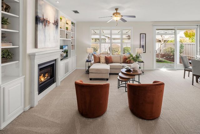 649 Wagon Wheel Ln, Lincoln, CA 95648