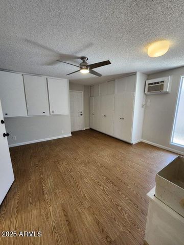 10922 W WELK Drive, Sun City, AZ 85373