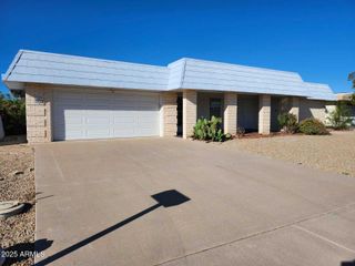 10922 W WELK Drive, Sun City, AZ 85373