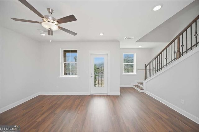 1794 E HAWTHORNE Avenue UNIT 14 BLDG 1, Atlanta, GA 30337