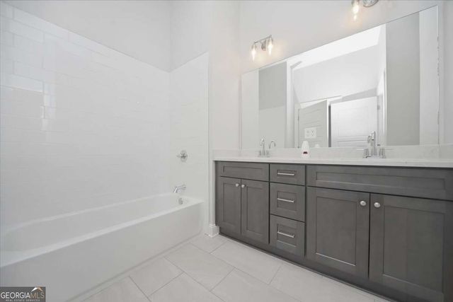 1794 E HAWTHORNE Avenue UNIT 14 BLDG 1, Atlanta, GA 30337