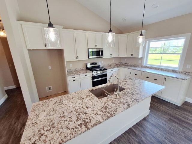 68 Firefly Lane, St. Albans Town, VT 05478