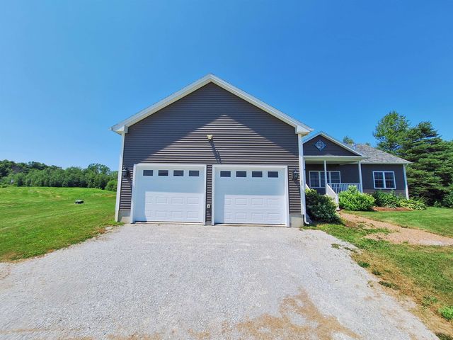 68 Firefly Lane, St. Albans Town, VT 05478