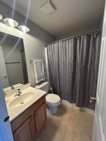 103 Enclave Circle C, Bolingbrook, IL 60440