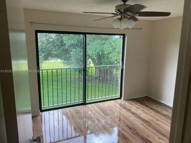 125 S Laurel Drive 506, Margate, FL 33063