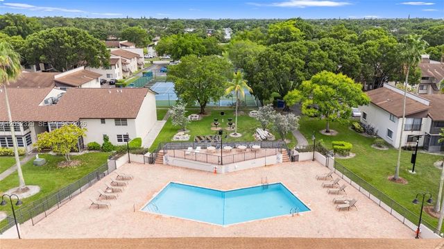 125 S Laurel Drive 506, Margate, FL 33063
