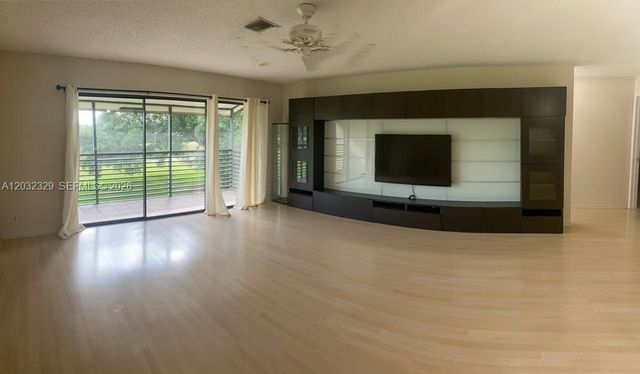 125 S Laurel Drive 506, Margate, FL 33063