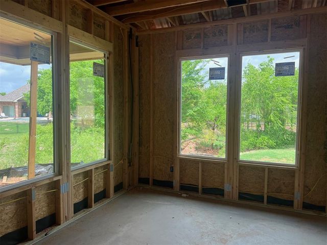 10109 SW 27th Street, Yukon, OK 73099