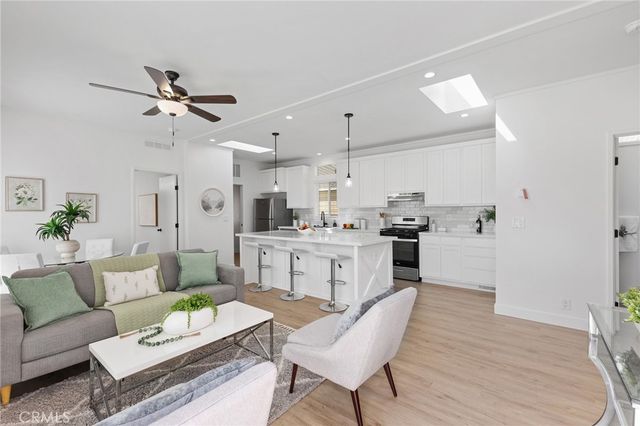 15621 Beach Boulevard 19, Westminster, CA 92683