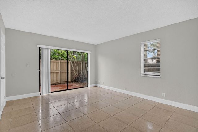 3760 NW 115TH Avenue 1-4, Coral Springs, FL 33065