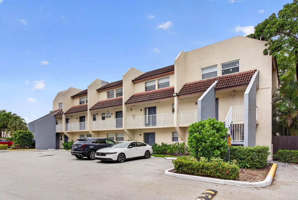 3760 NW 115TH Avenue 1-4, Coral Springs, FL 33065