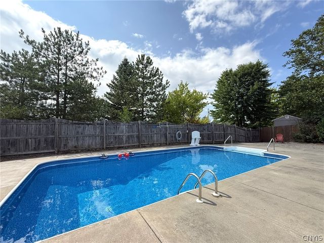 5773 Innsbruck Road, Manlius, NY 13057