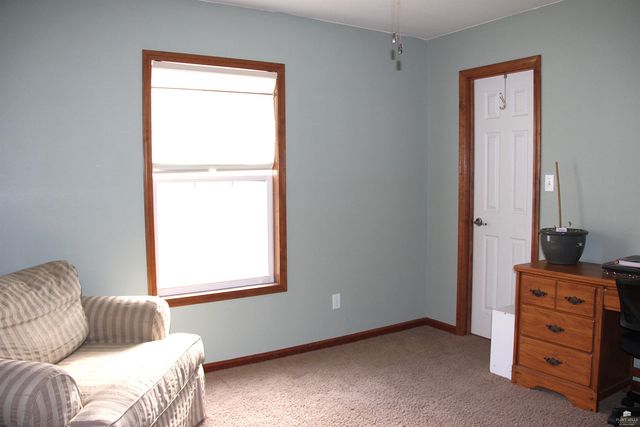 8900 Butterfly Lane, Manhattan, KS 66502