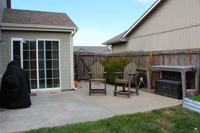 8900 Butterfly Lane, Manhattan, KS 66502