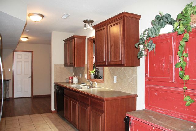 8900 Butterfly Lane, Manhattan, KS 66502