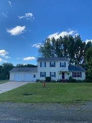 5449 Golfside Drive, Ludington, MI 49431