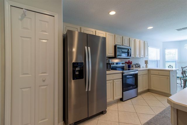 15691 SW 11TH COURT ROAD, Ocala, FL 34473