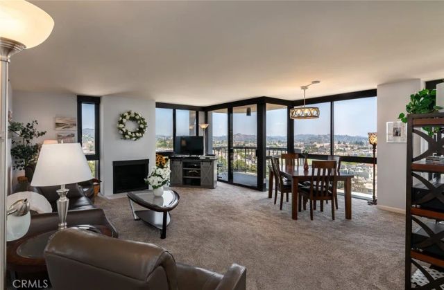 222 Monterey Road 1205, Glendale, CA 91206