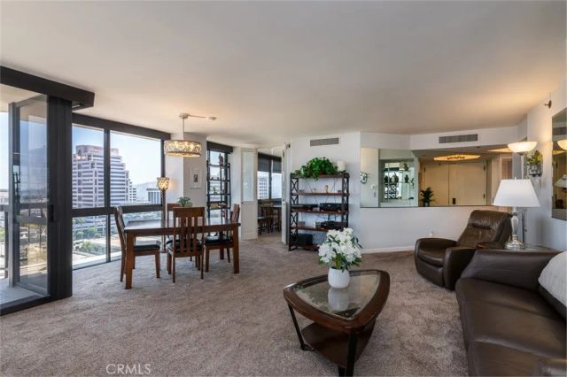 222 Monterey Road 1205, Glendale, CA 91206