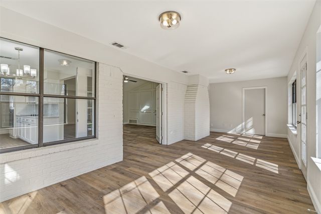 3801 Pleasant Wood Court, Arlington, TX 76016