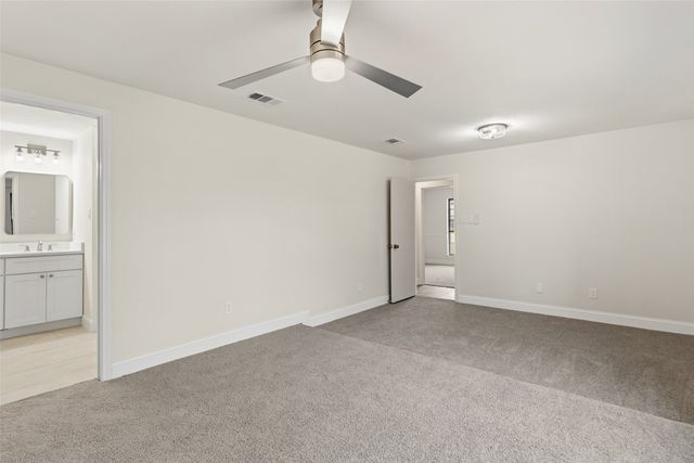 3801 Pleasant Wood Court, Arlington, TX 76016