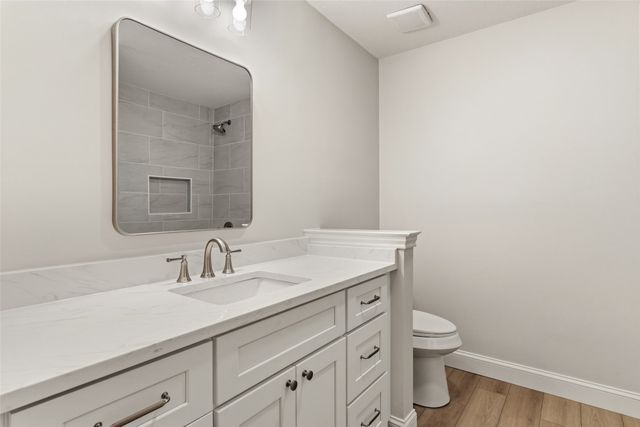 3801 Pleasant Wood Court, Arlington, TX 76016