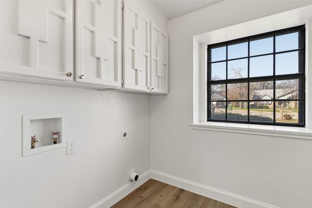 3801 Pleasant Wood Court, Arlington, TX 76016