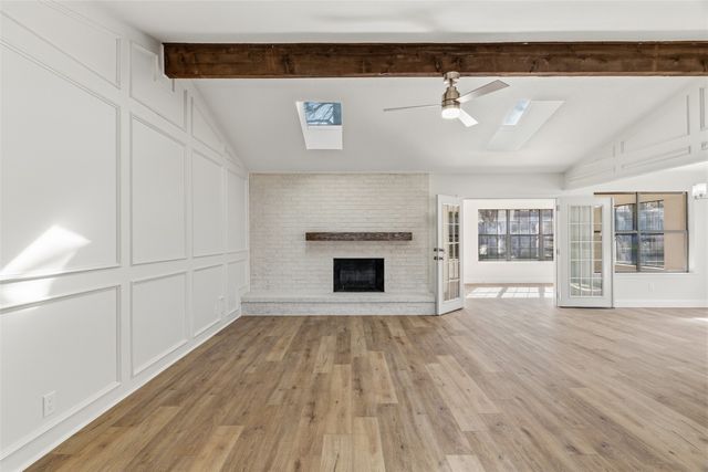 3801 Pleasant Wood Court, Arlington, TX 76016