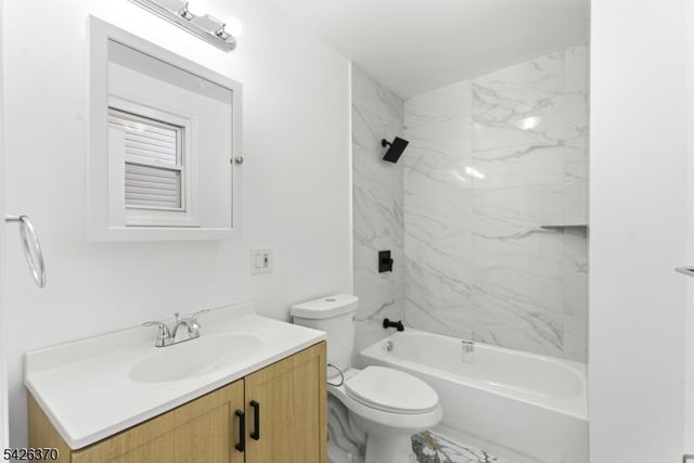 81 Westfield Ave, Elizabeth City, NJ 07208