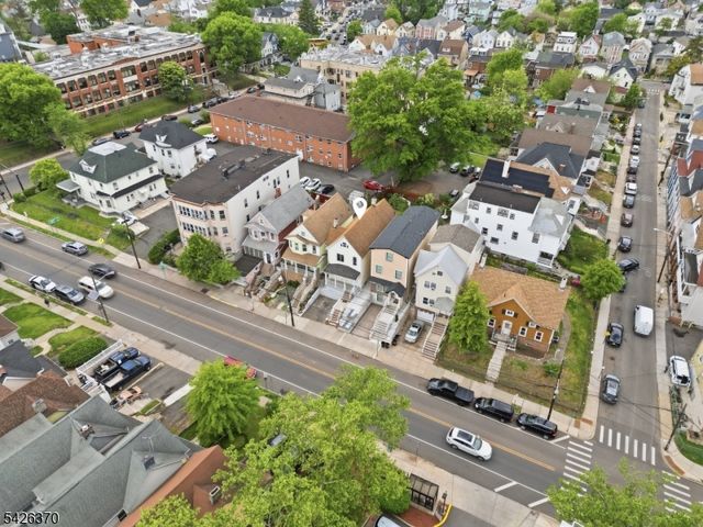 81 Westfield Ave, Elizabeth City, NJ 07208